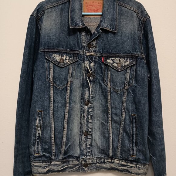 Levi's Trucker Jean Jacket Men's Danica Faded Distressed Size S - Picture 1 of 13